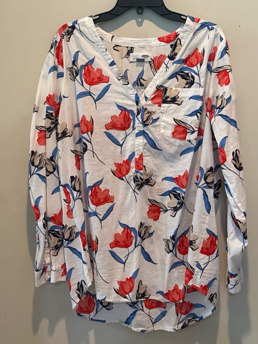 Old Navy White V-Neck Long-Sleeve Top with Red & Blue Floral